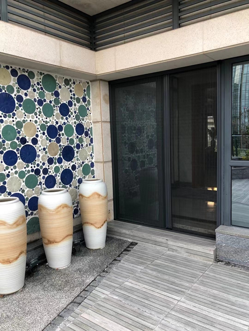上海闸北区的胡先生安装韦柏隐形防蚊纱窗 上海闸北区的胡先生安装韦柏隐形防蚊纱窗